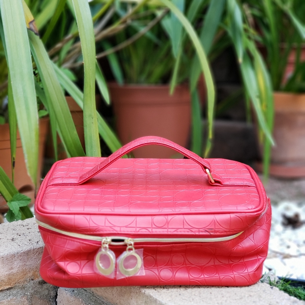 Elizabeth Arden Red Cosmetic Bag